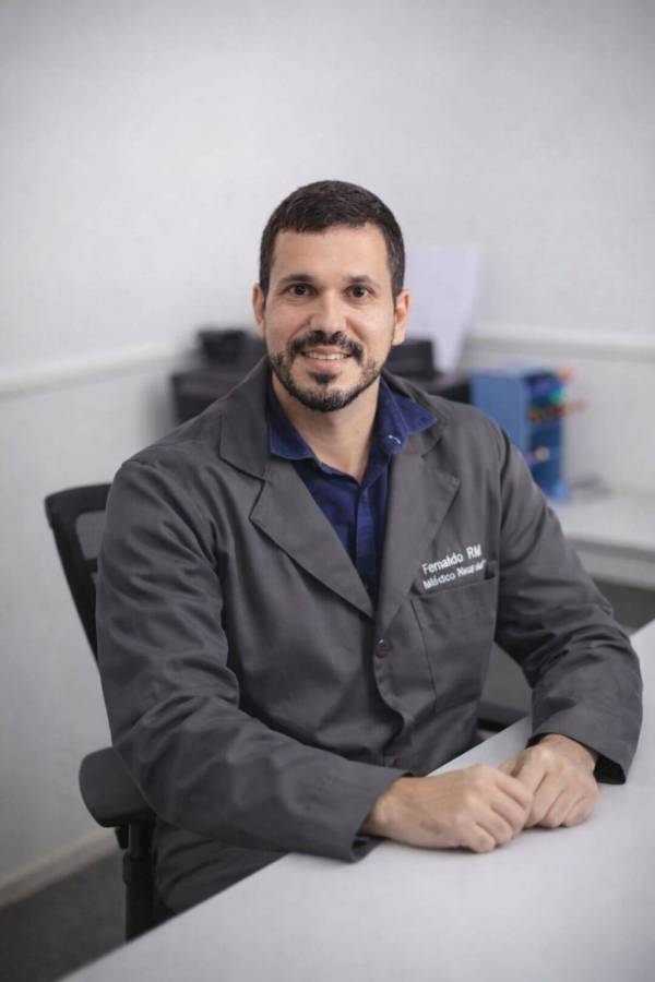 RONALDO M. P. RABELO - MÉDICOS - NEUROLOGISTA